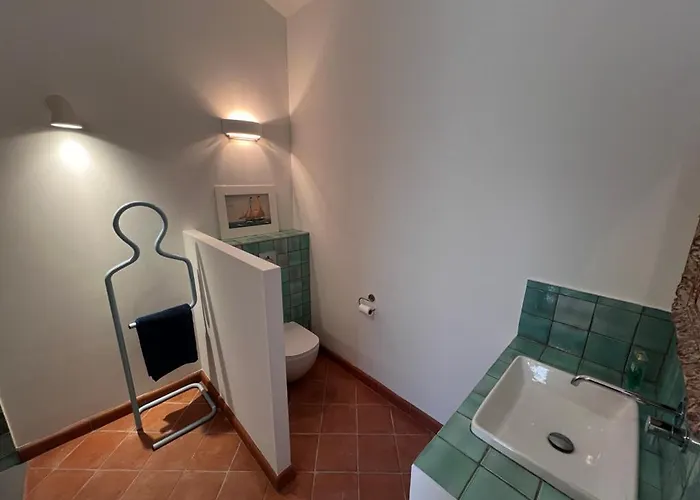 Les Noyers Bed & Breakfast